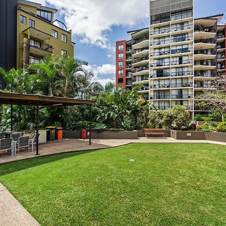 Aparthotel The Docks On Goodwin Brisbane Exterior foto