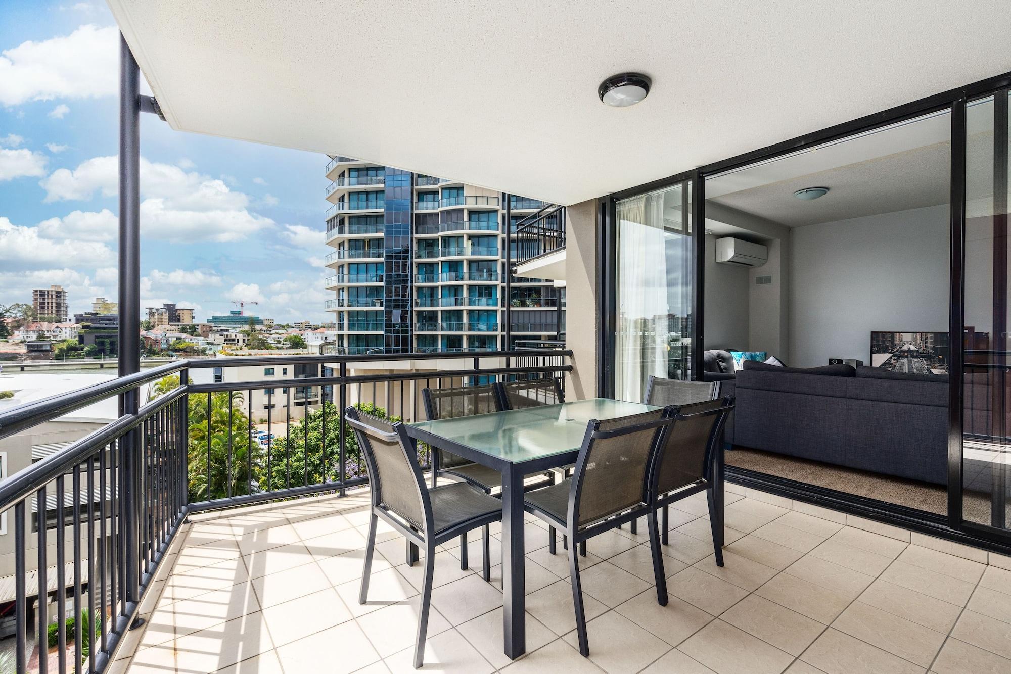 Aparthotel The Docks On Goodwin Brisbane Exterior foto